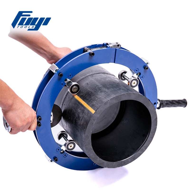 Máy cắt ống quay